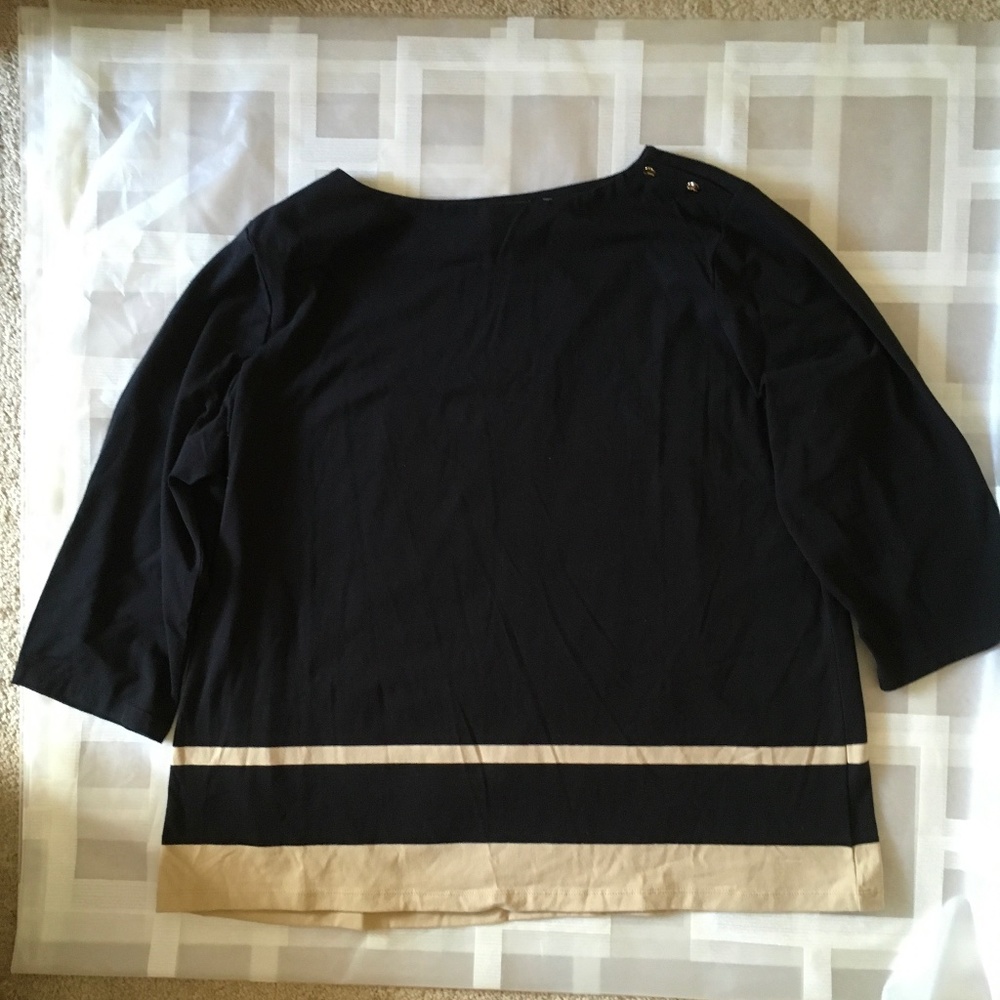 Ralph Lauren women’s top 3/4 sleeve size 3X.